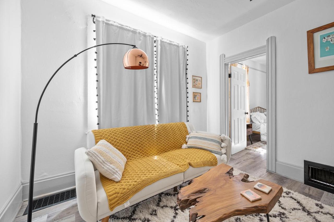 Center Of Little Italy #2 Apartment Кливланд Екстериор снимка