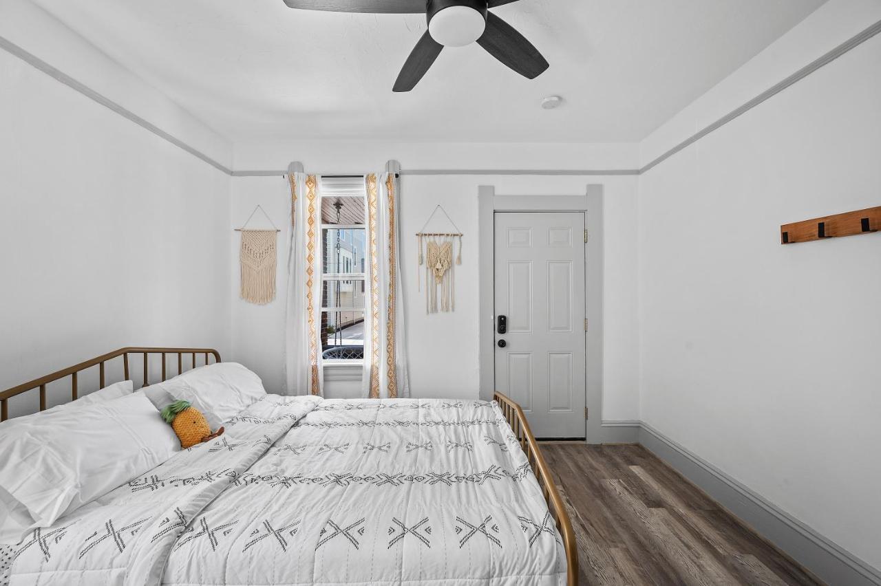 Center Of Little Italy #2 Apartment Кливланд Екстериор снимка