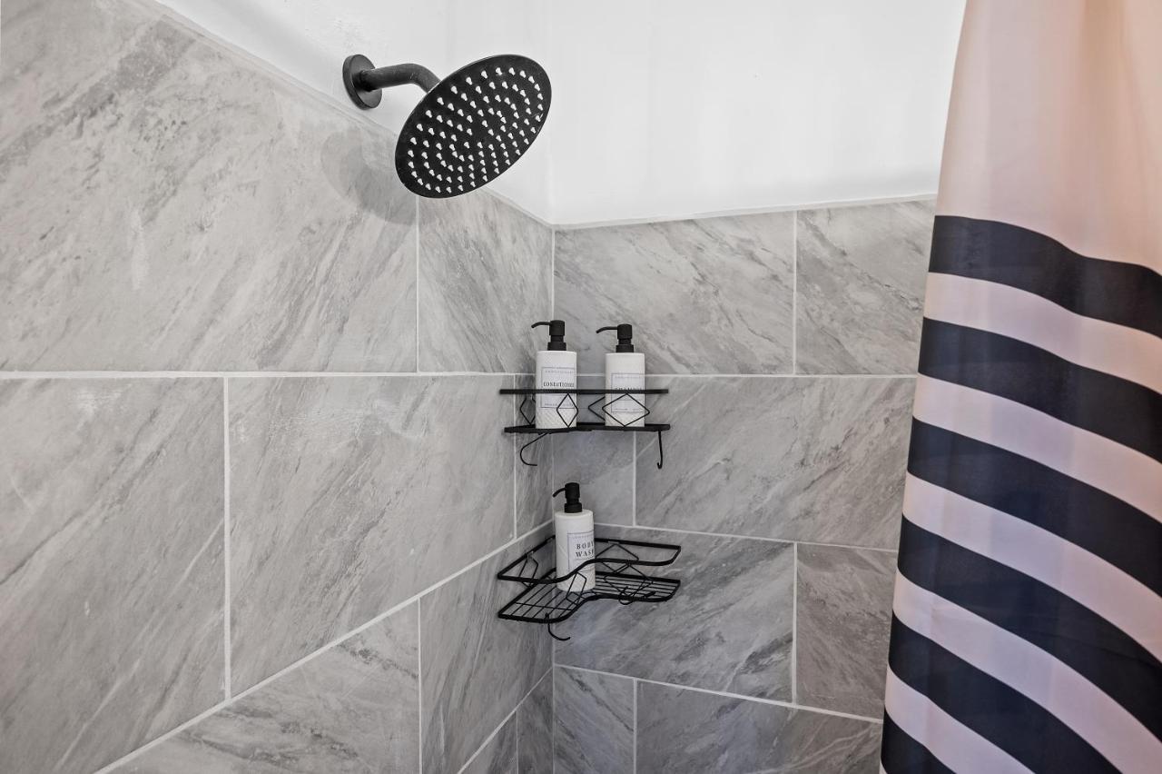 Center Of Little Italy #2 Apartment Кливланд Екстериор снимка